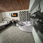 Underground Jacuzzi Rooms